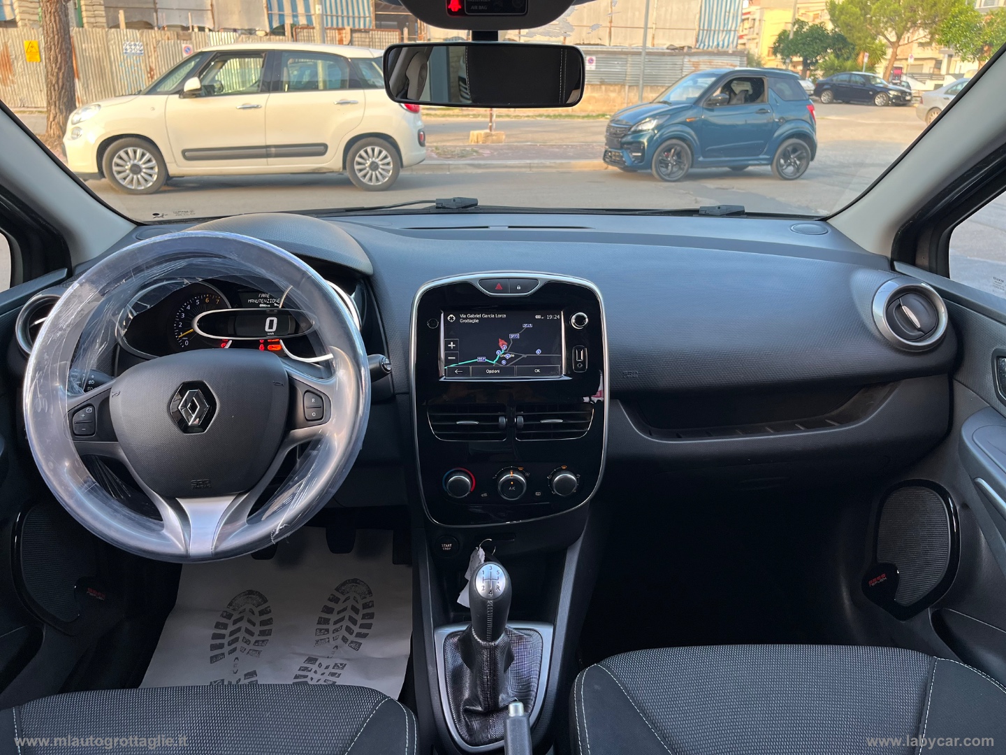 Clio 1.2 75 CV GPL 5p. Costume National - immagine 28