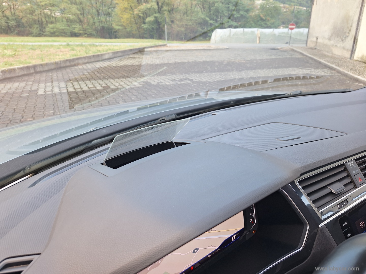Tiguan Allsp. 4MOTION R-LINE TETTO PELLE - immagine 28