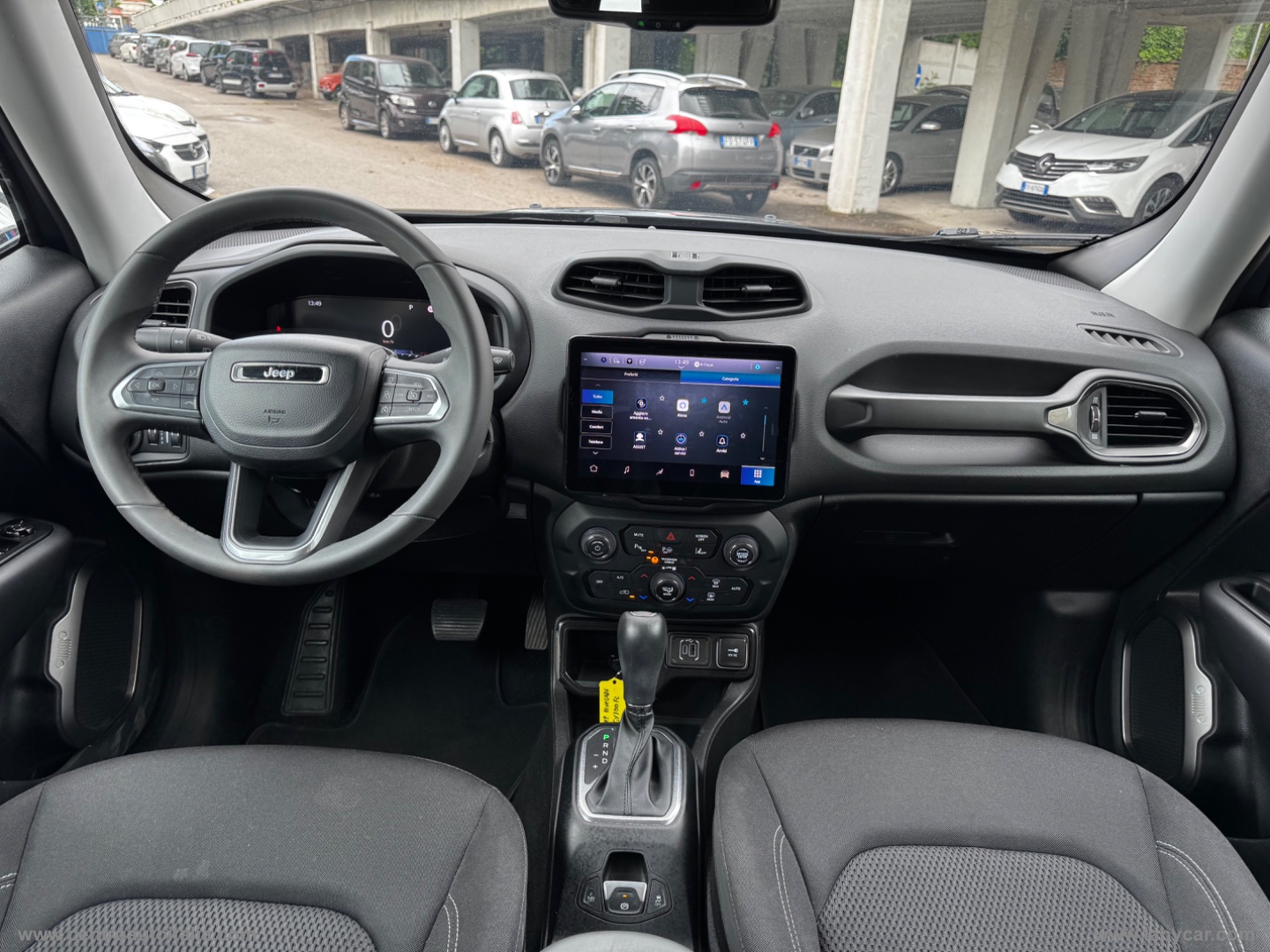Renegade 1.5 T4 MHEV Altitude - immagine 28