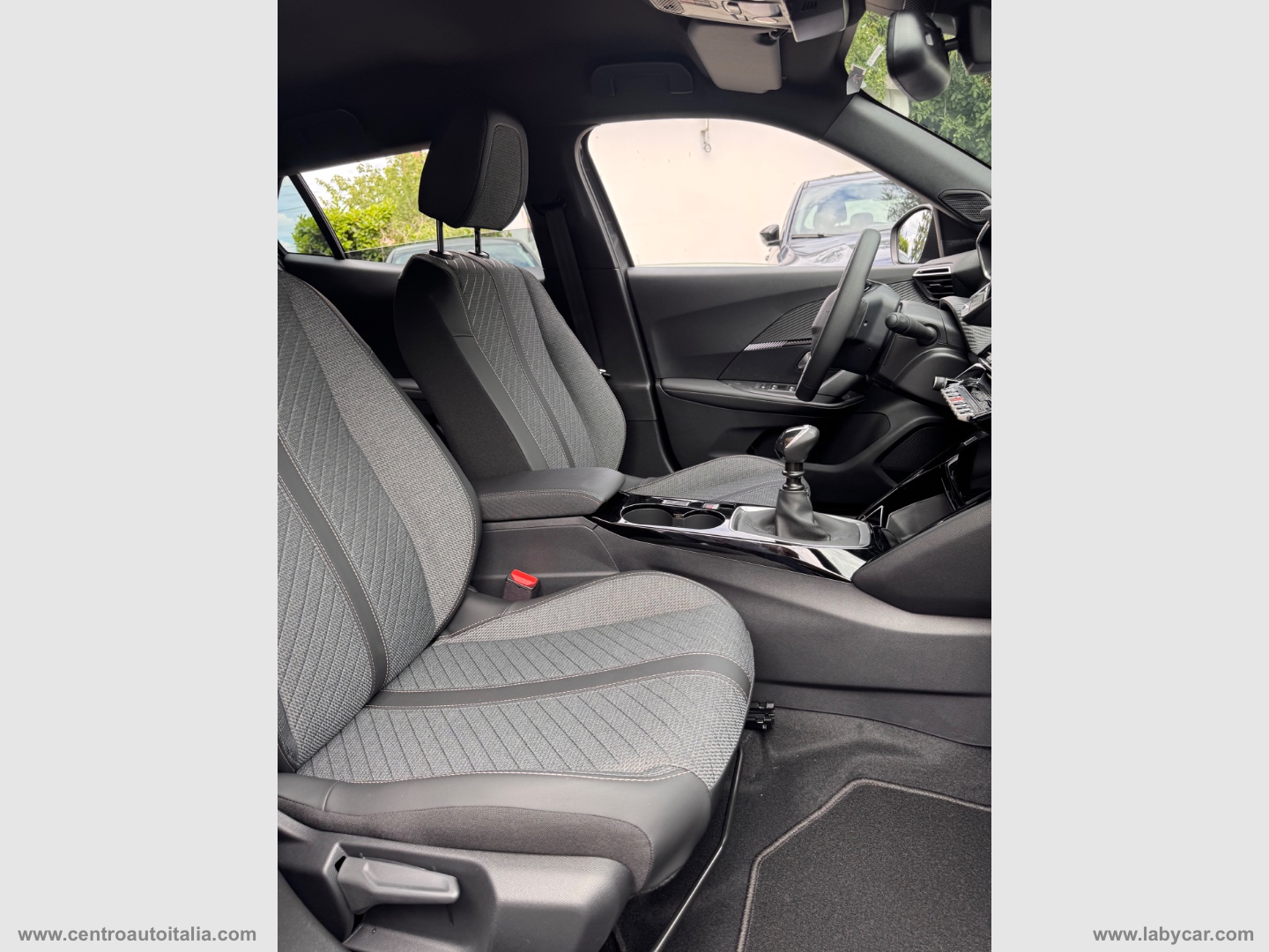 NUOVA 2008 Turbo 100 CV Allure - immagine 28