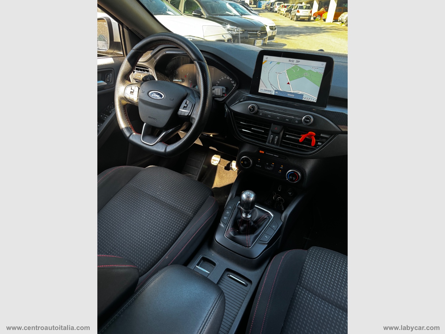 Focus 1.5 EcoBlue 120CV 5p. ST Line - immagine 28