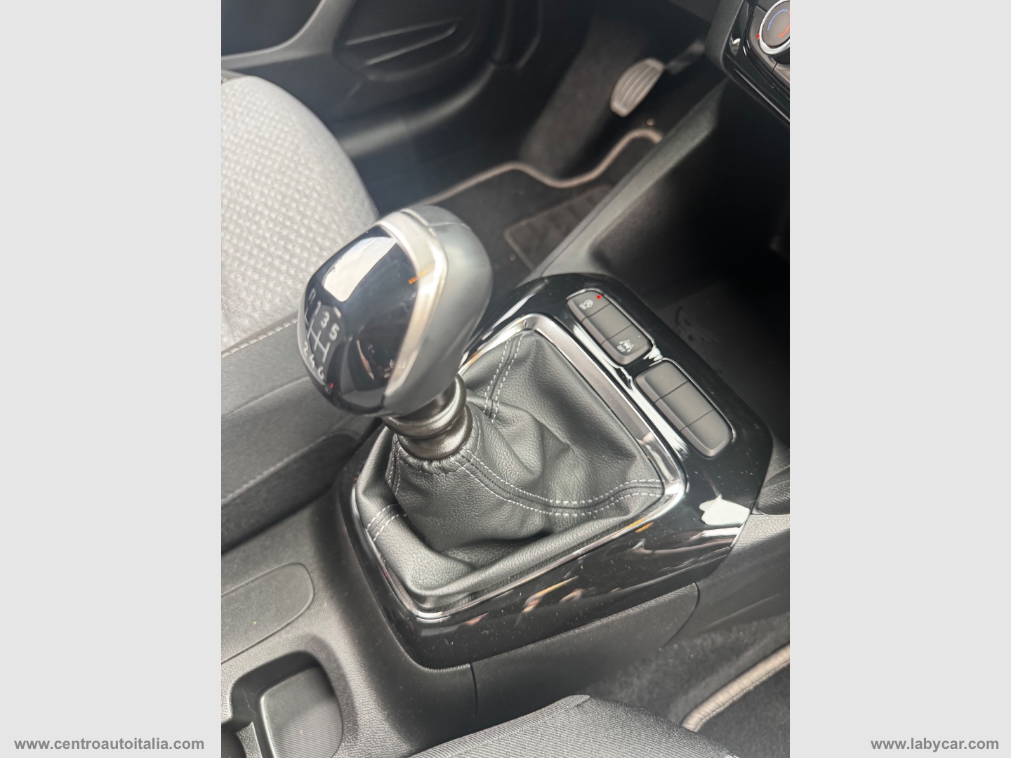Corsa 1.2 100 CV CON CATENA - immagine 28