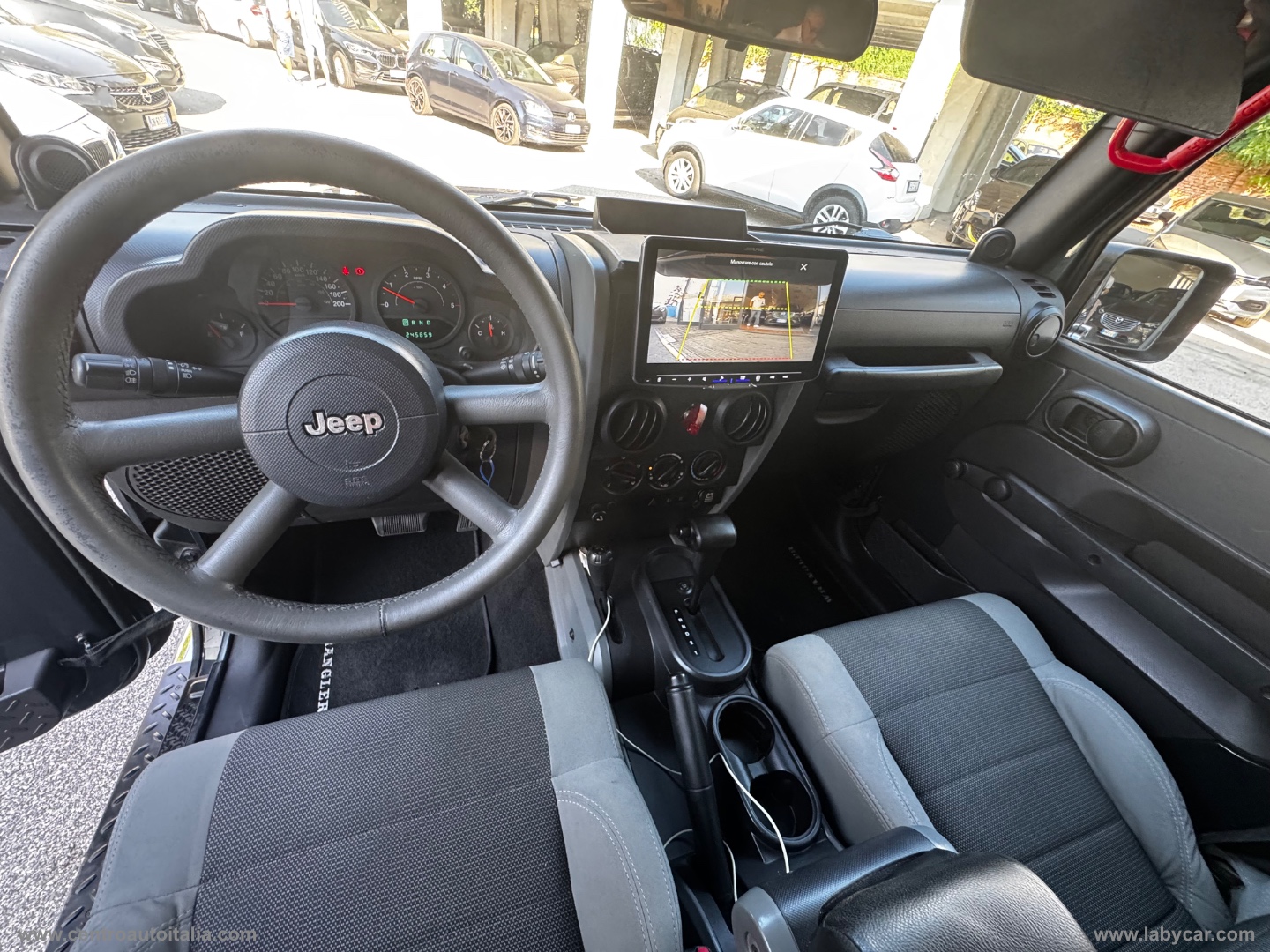 Wrangler 2.8 CRD Sport Auto - immagine 28