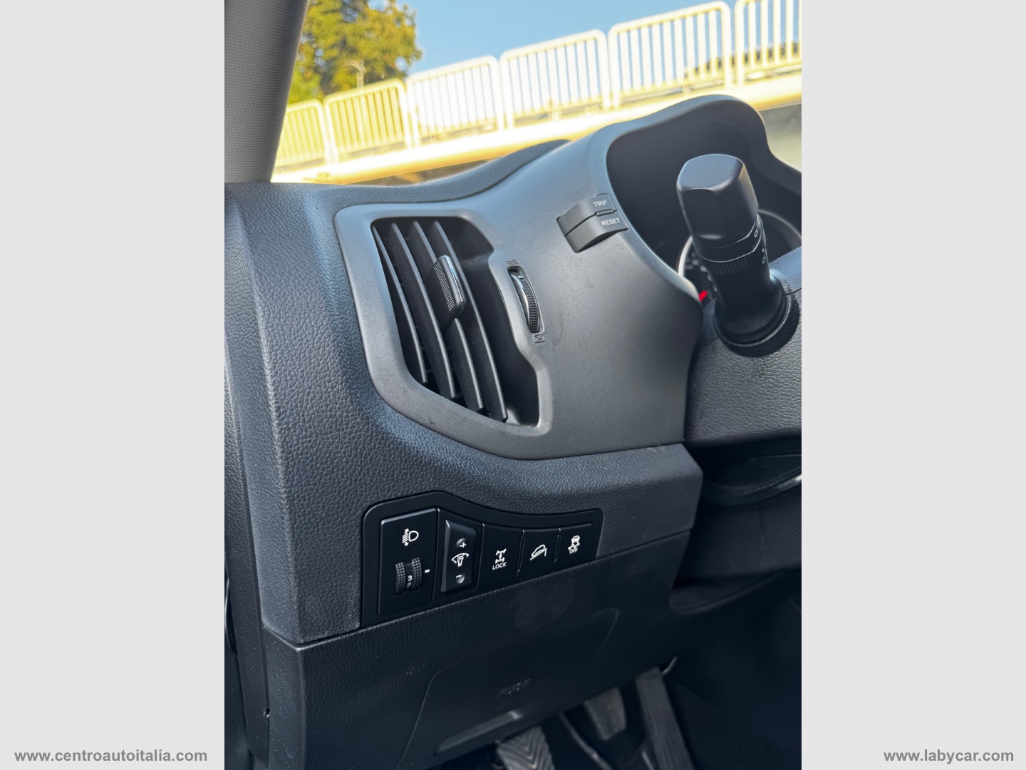 Sportage 2.0 CRDI AWD Pure Rebel - immagine 28