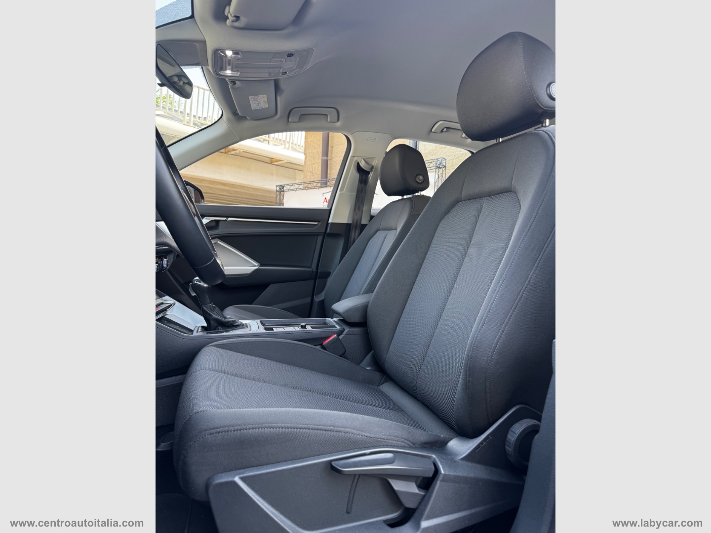 Q3 35 TDI S tronic Business Advanced - immagine 28