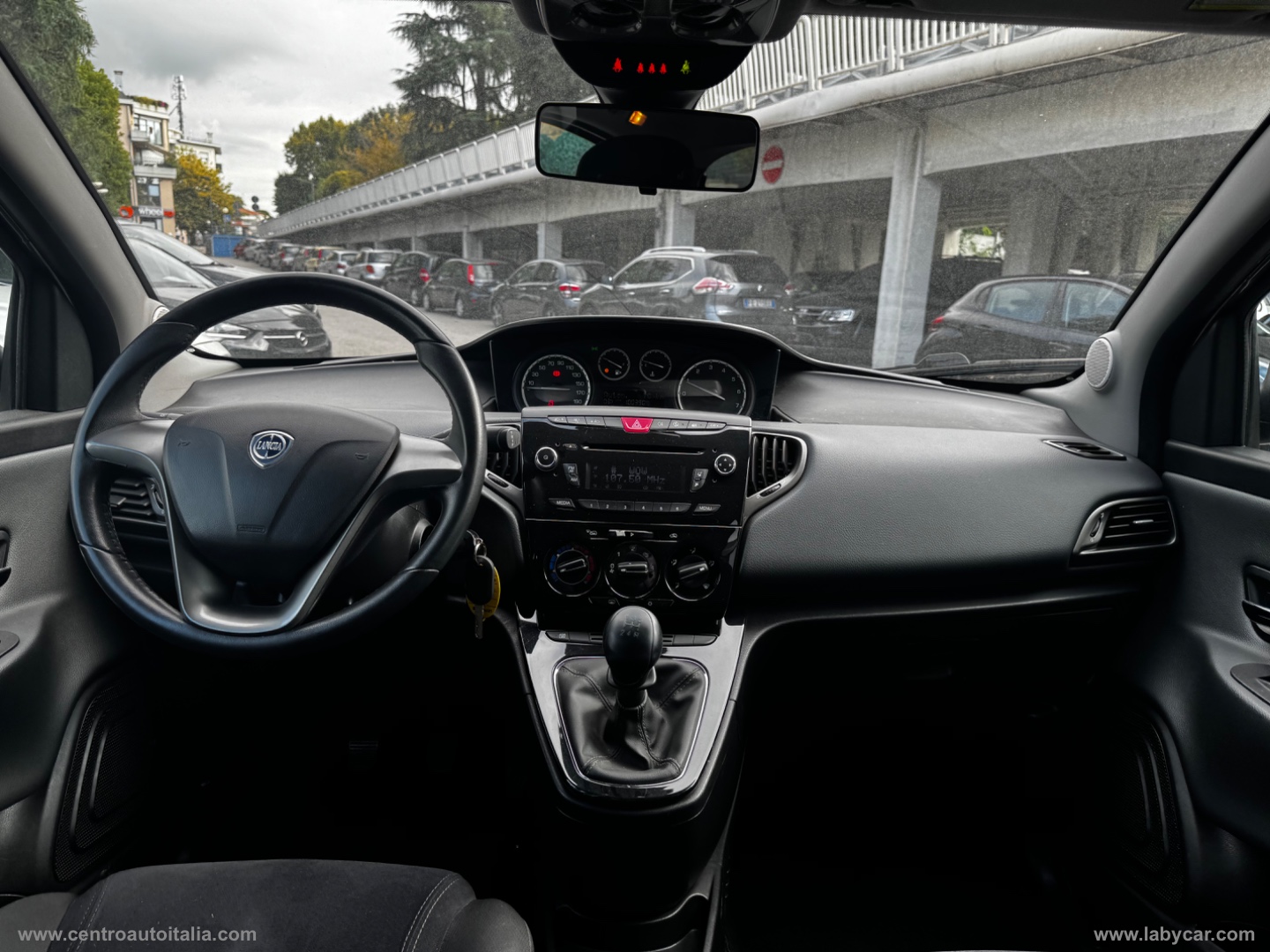 Ypsilon 1.2 69 CV 5p. S&S Platinum - immagine 28