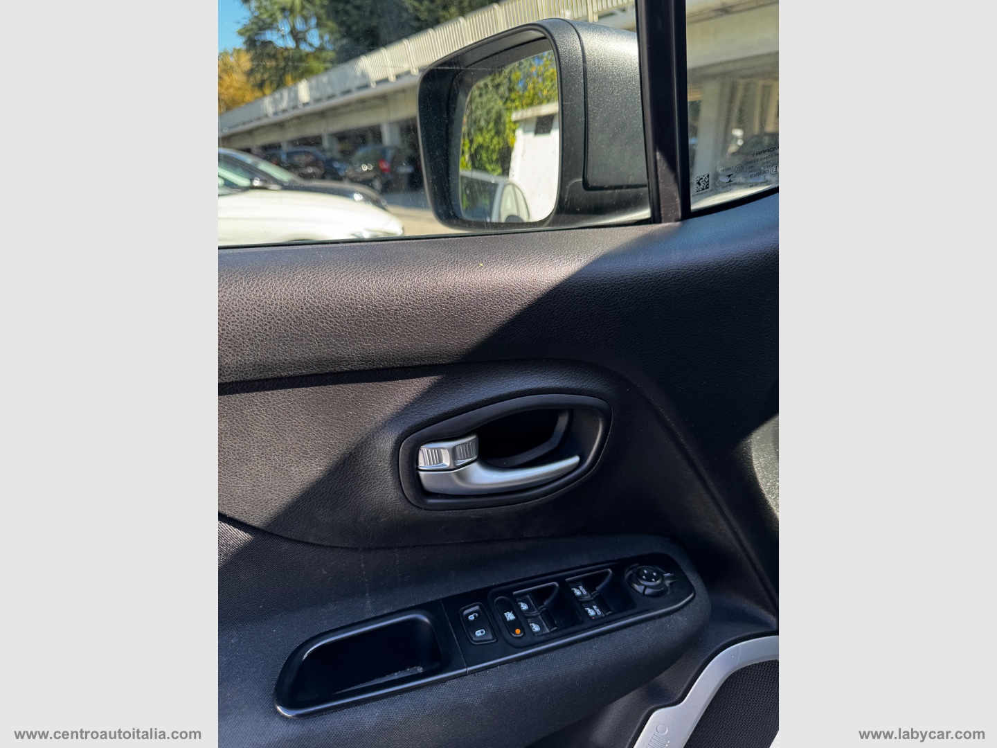 Renegade 2.0 Mjt 4WD Active Drive Sport - immagine 28