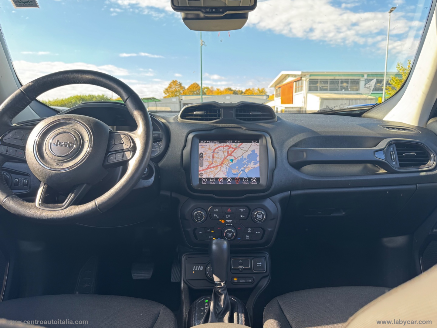 Renegade 1.3 T4 PHEV 4xe S - immagine 28