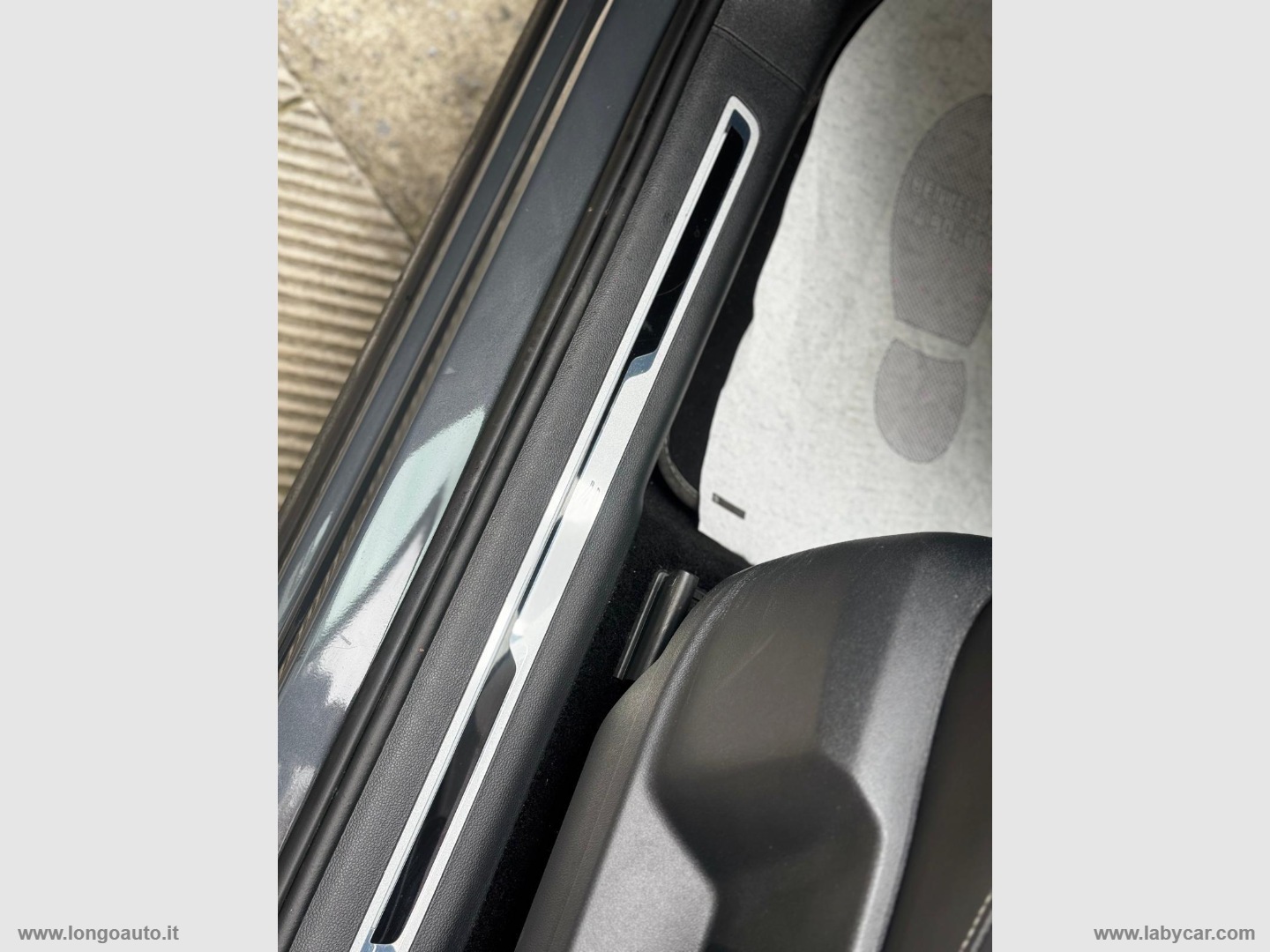 Tiguan 2.0 TDI 150 CV DSG R-Line PRONTA CONSEGNA - immagine 28