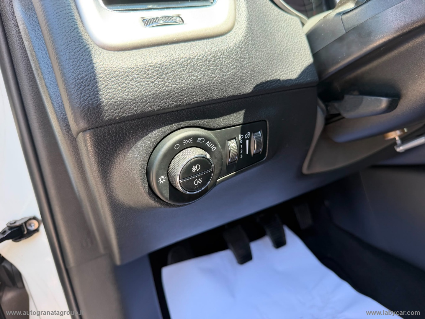 Compass 1.6 Mjt II 2WD Longitude AFFARE! - immagine 28