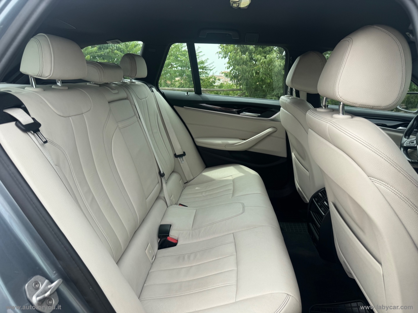 520d xDrive Touring Luxury - immagine 28