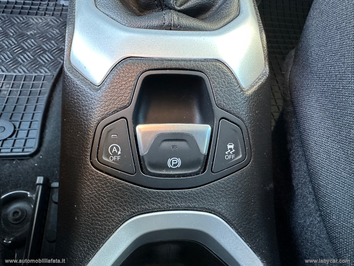 Renegade 1.6 Mjt Sport MJT 87.000 KM - immagine 28
