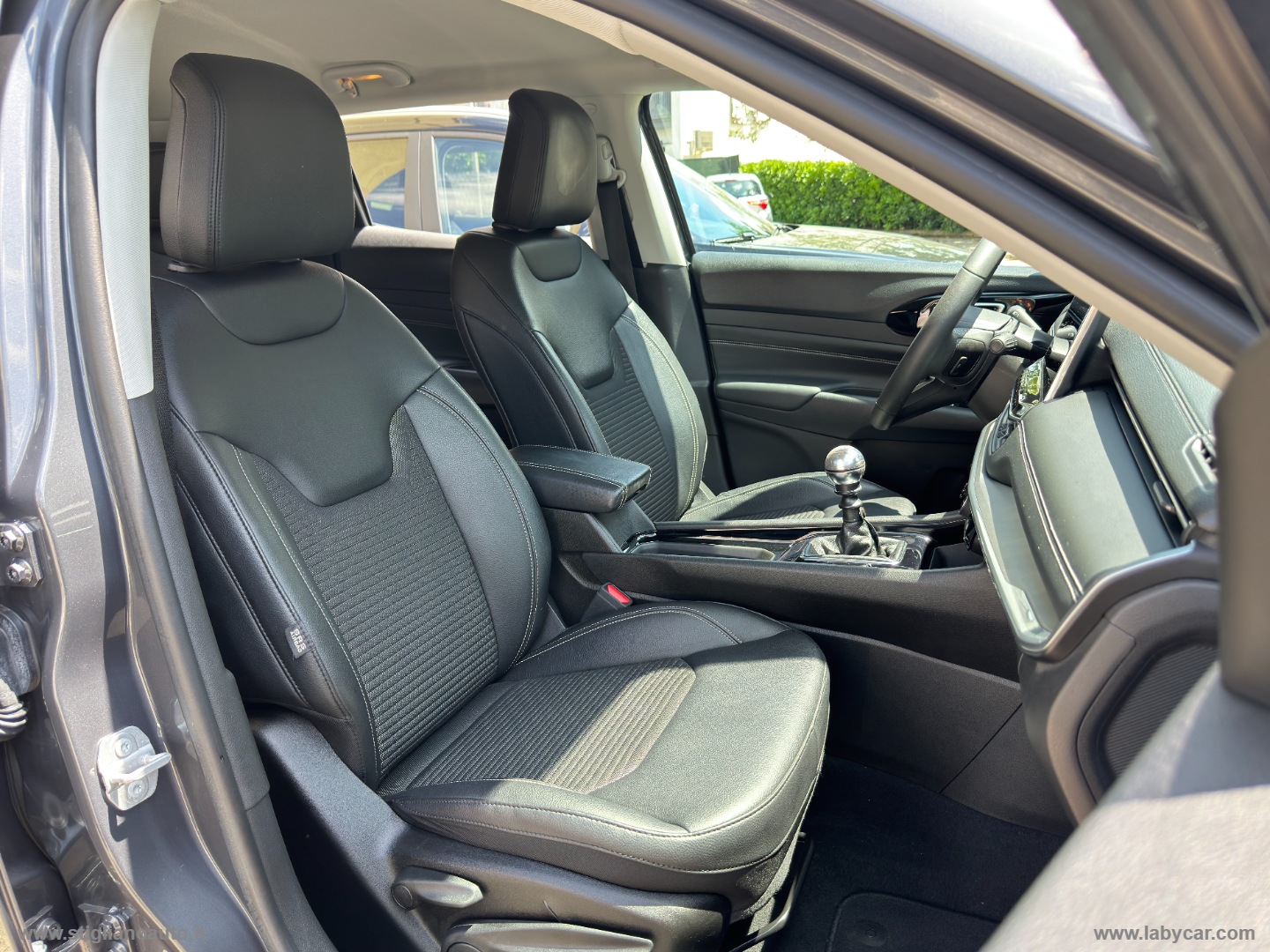 Compass 1.6 Mjt II 2WD Limited - immagine 29
