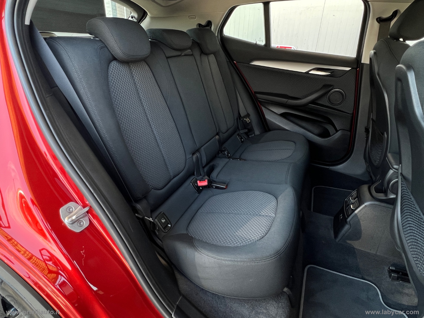 X2 xDrive18d Business-X - immagine 29