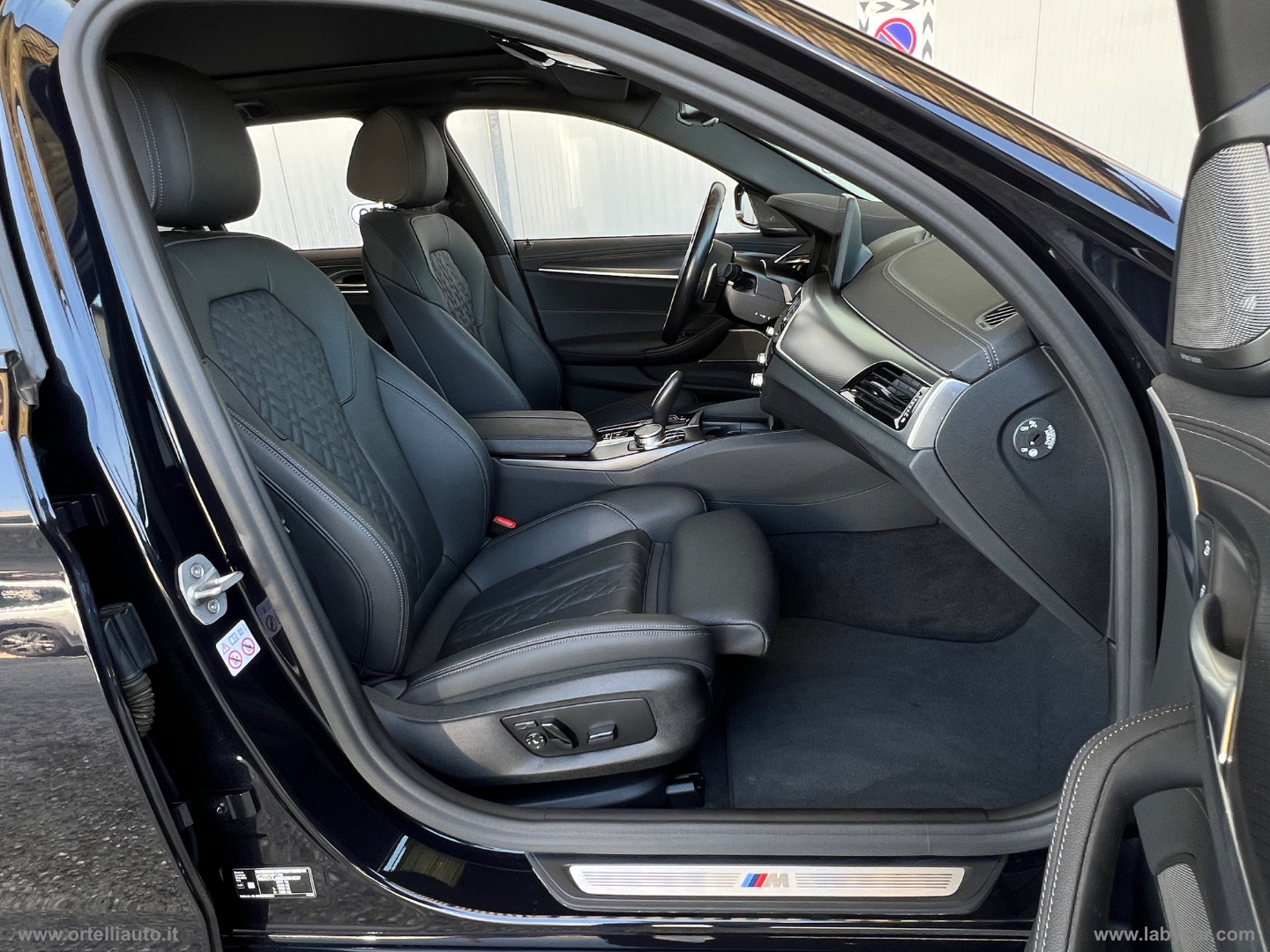 530d 48V xDrive Touring Msport M SHADOW LINE+TETTO APR. - immagine 29