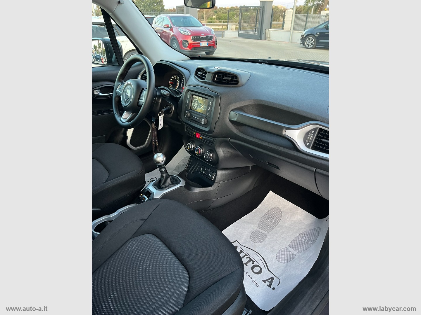 Renegade 1.6 Mjt 120CV Longitude - immagine 29