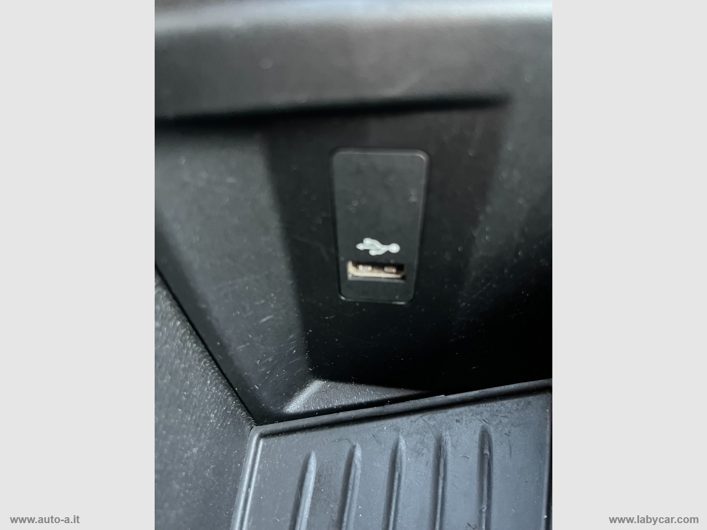 X1 sDrive18d X-LINE PLUS - immagine 29