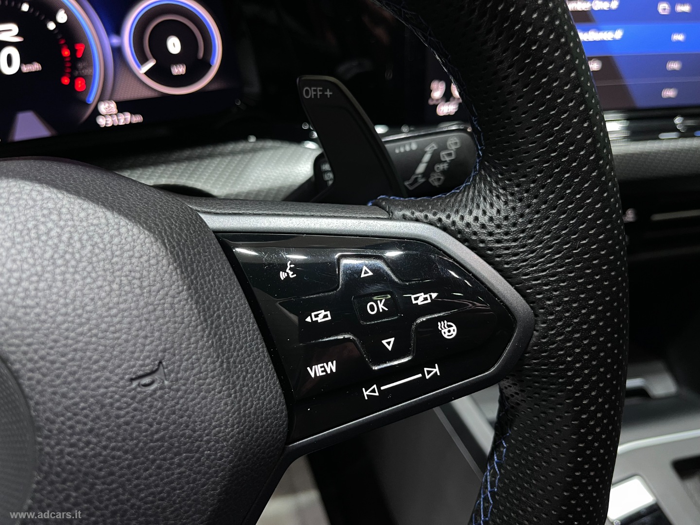 Golf R 2.0 TSI DSG 4Motion *AKRAPOVIC*TETTO*PELLE*ESTORIL*IQ LIGHT - immagine 29