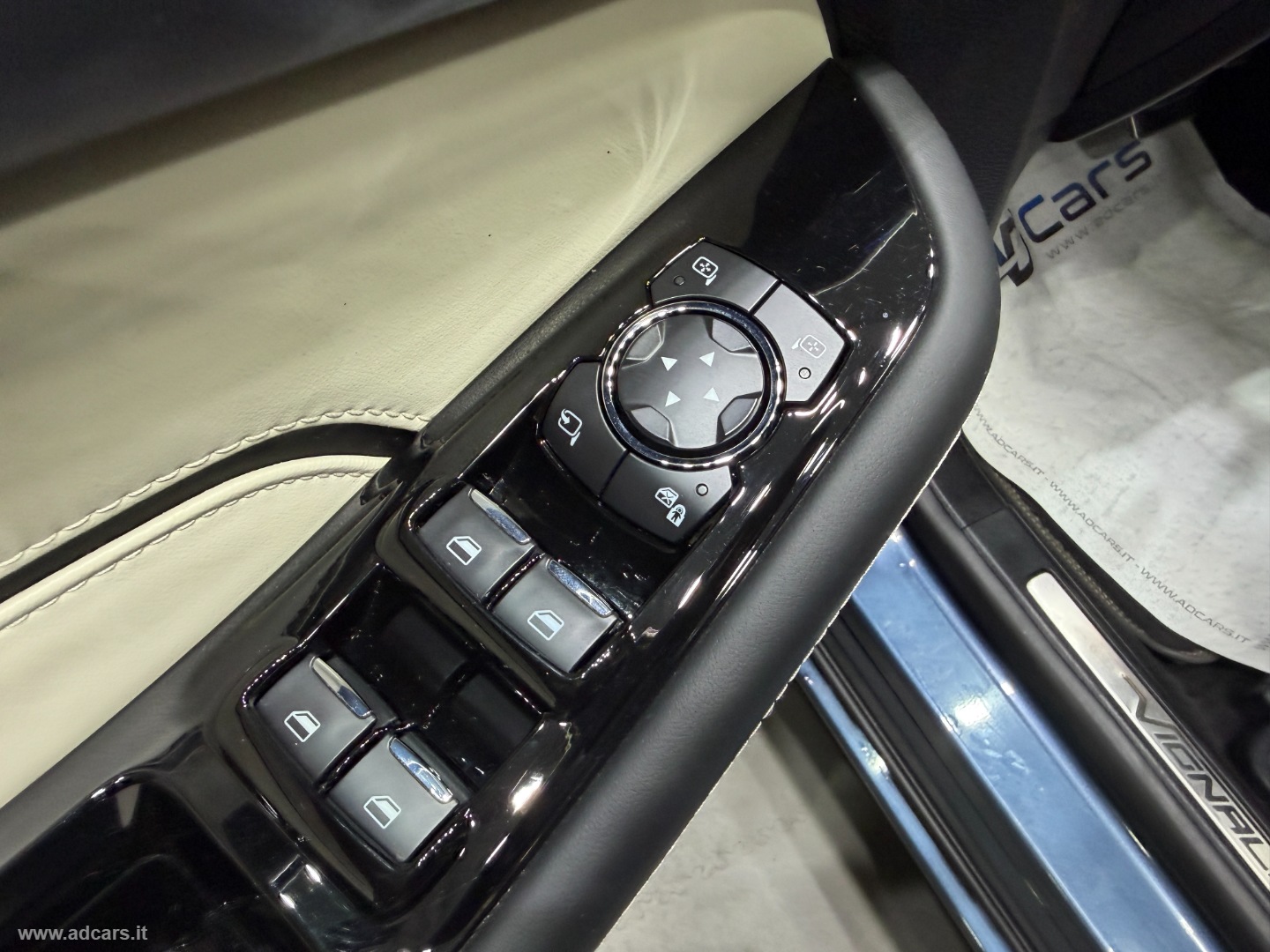 S-Max 2.0 EcoBlue 190 CV S&S Aut.Vignale *TETTO*PELLE*LED* - immagine 29