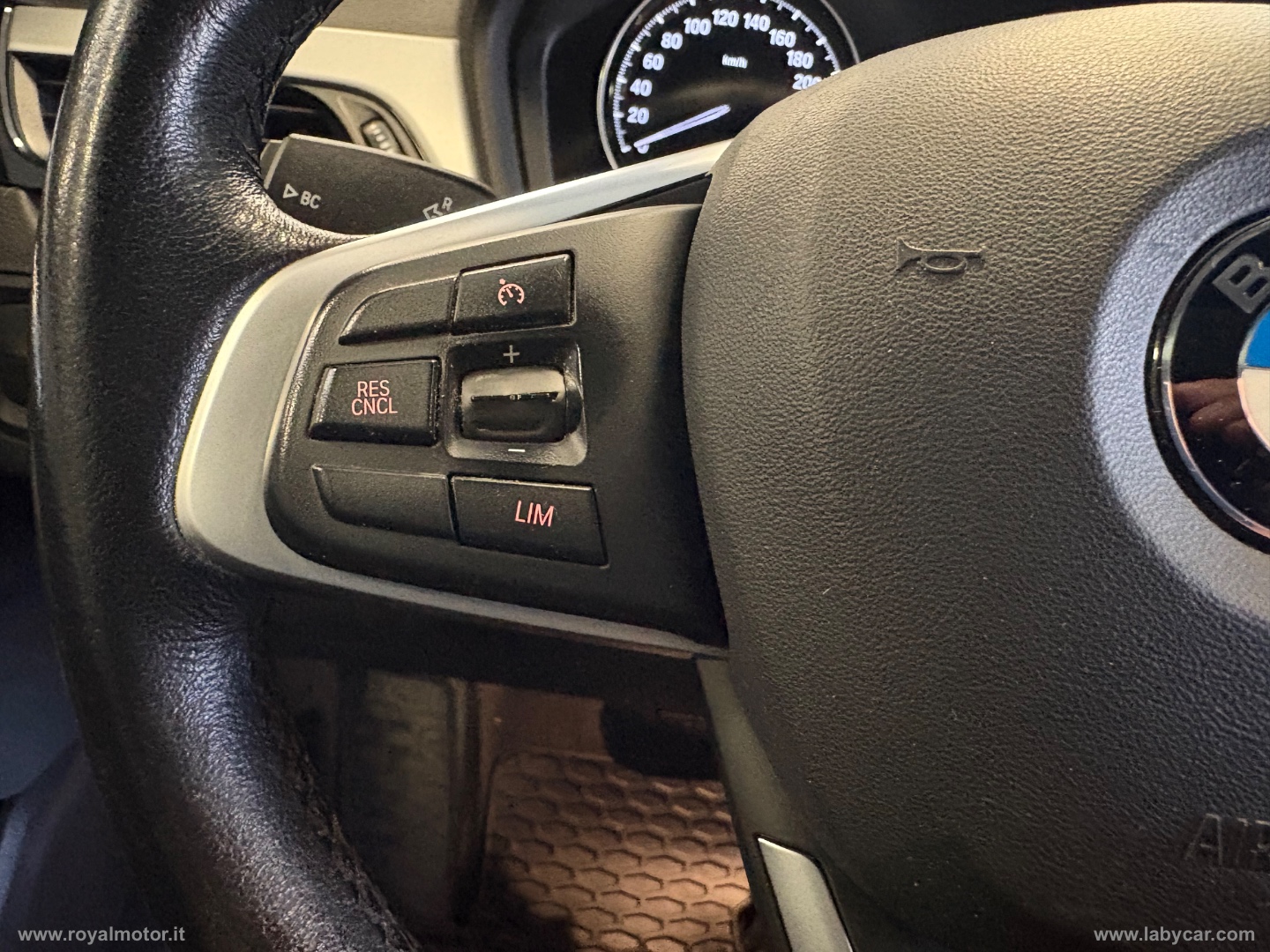 X2 sDrive18d - immagine 29