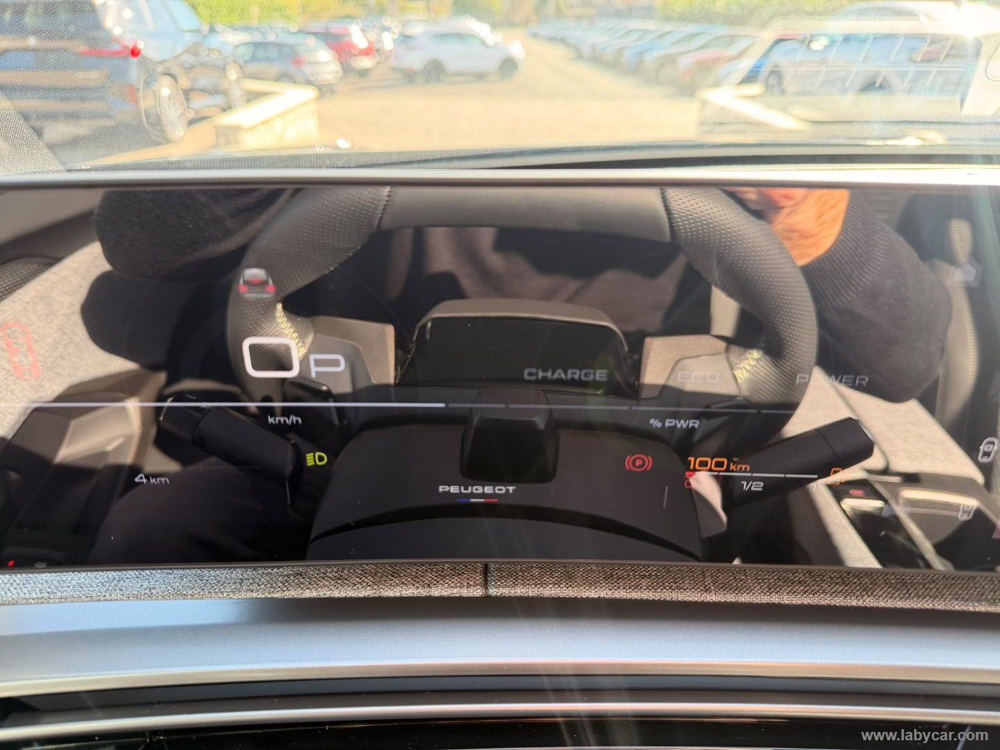 Peugeot 3008 Hybrid 145 e-DCS6 GT - Immagine 29