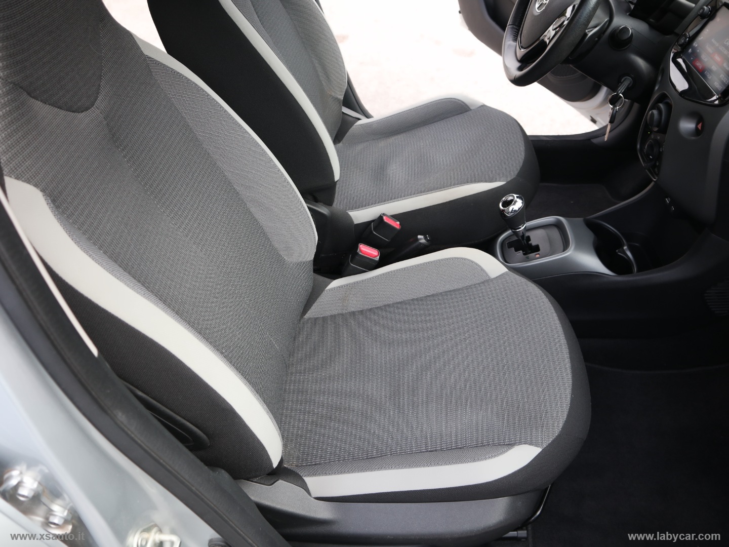 Aygo Con. 1.0 VVT-i 72CV 5p.x-music MMT - immagine 29