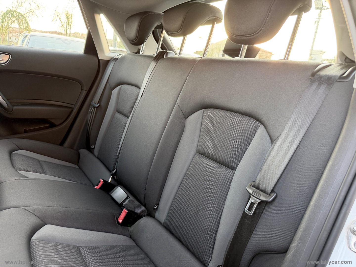 A1 SPORTBACK 1.4 TDI BI XENON LED NAVI - immagine 29