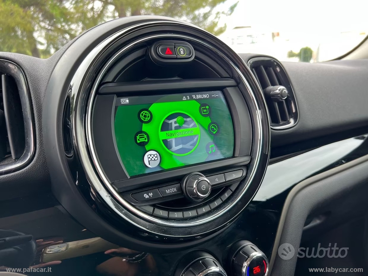 Mini Cooper D Business Countryman Aut. - immagine 29
