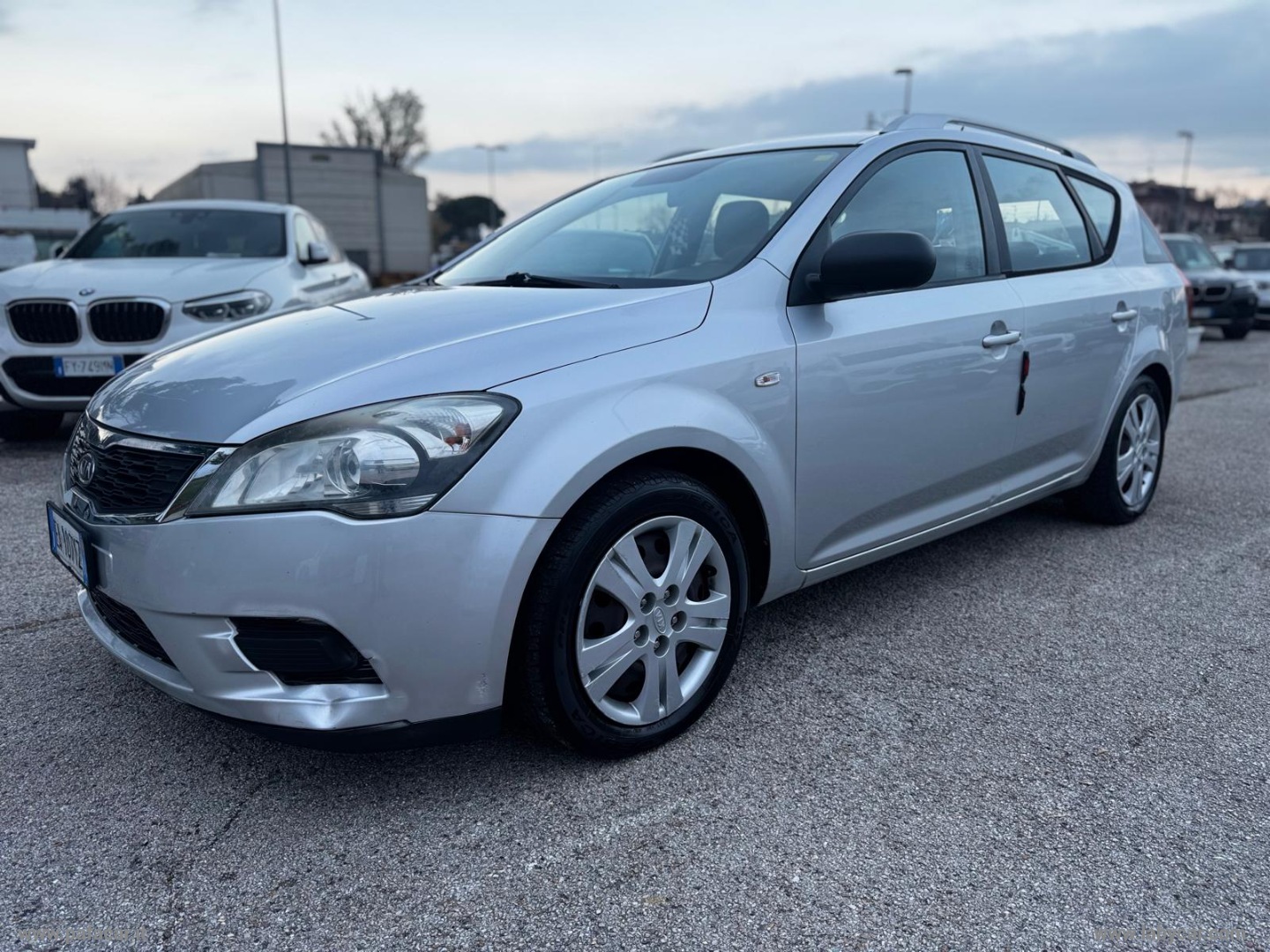 cee d Sp. Wag. 1.4 90 CV EX Bi-Fuel - immagine 29