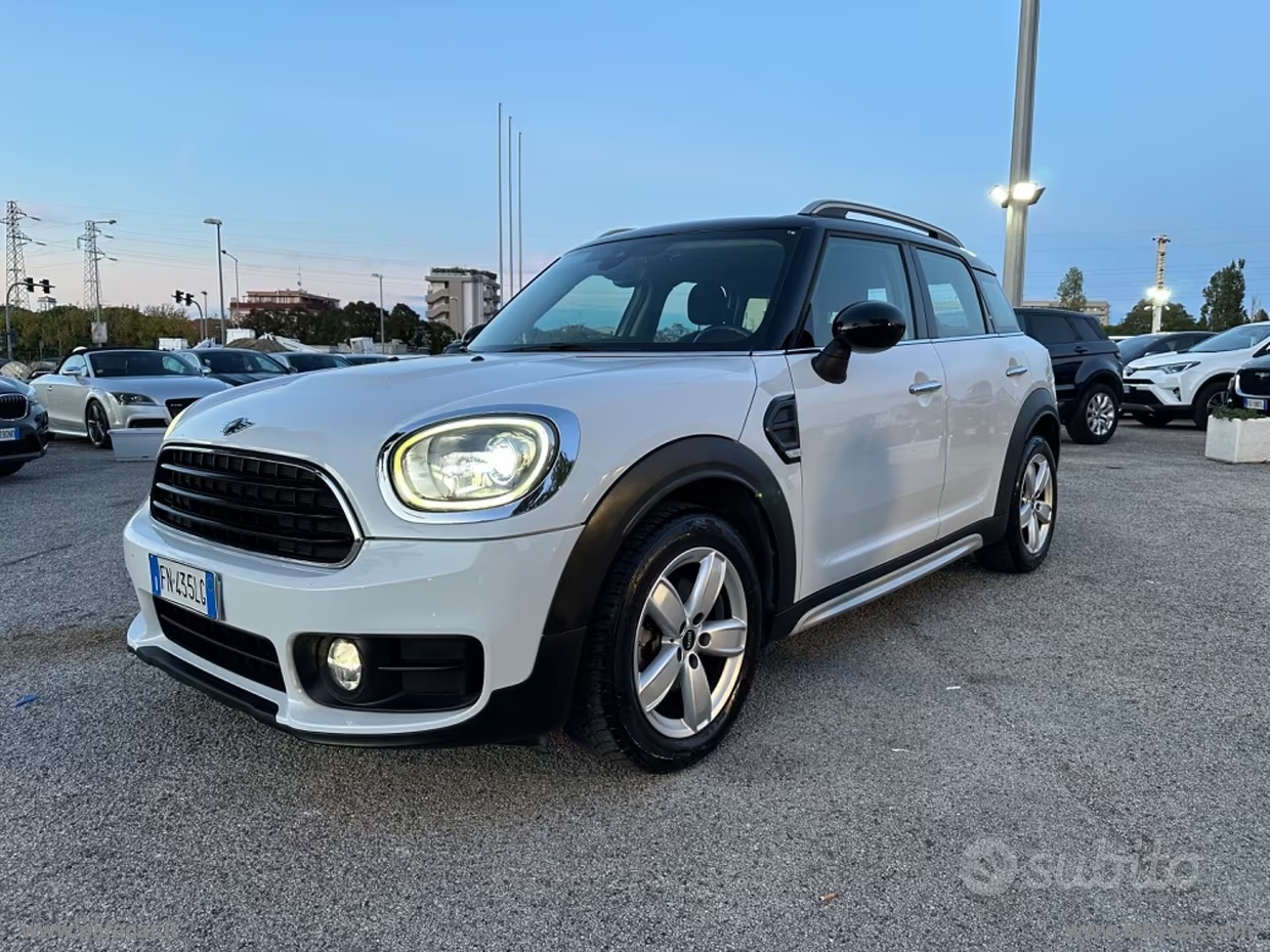 Mini Cooper D Business Countryman - immagine 29
