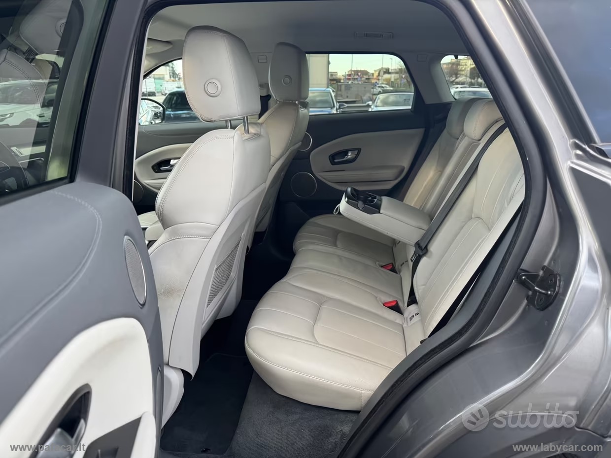 RR Evoque 2.0 TD4 150 CV 5p. HSE Dynamic - immagine 29