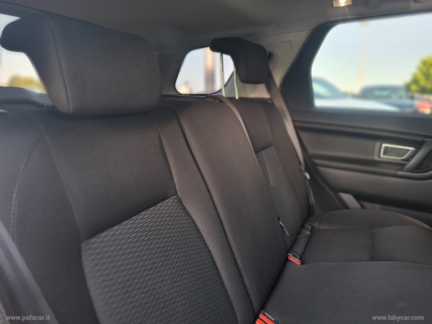 Discovery Sport 2.0 TD4 150 CV Pure - immagine 29