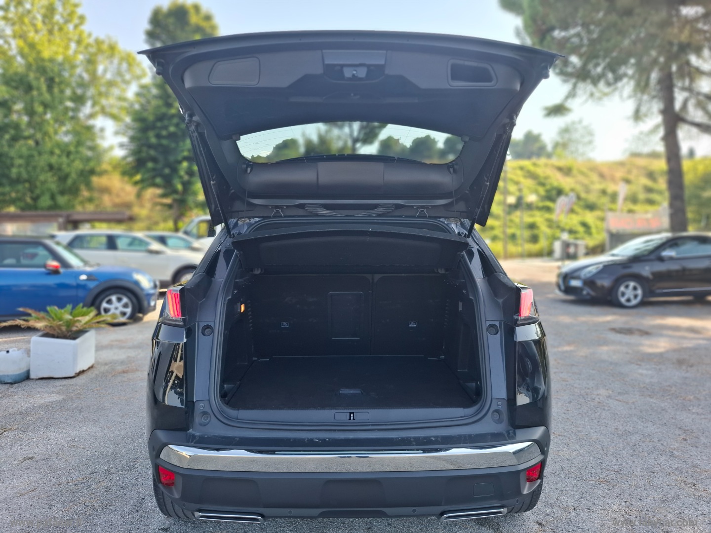 3008 BlueHDi 130 S&S EAT8 GT - immagine 29