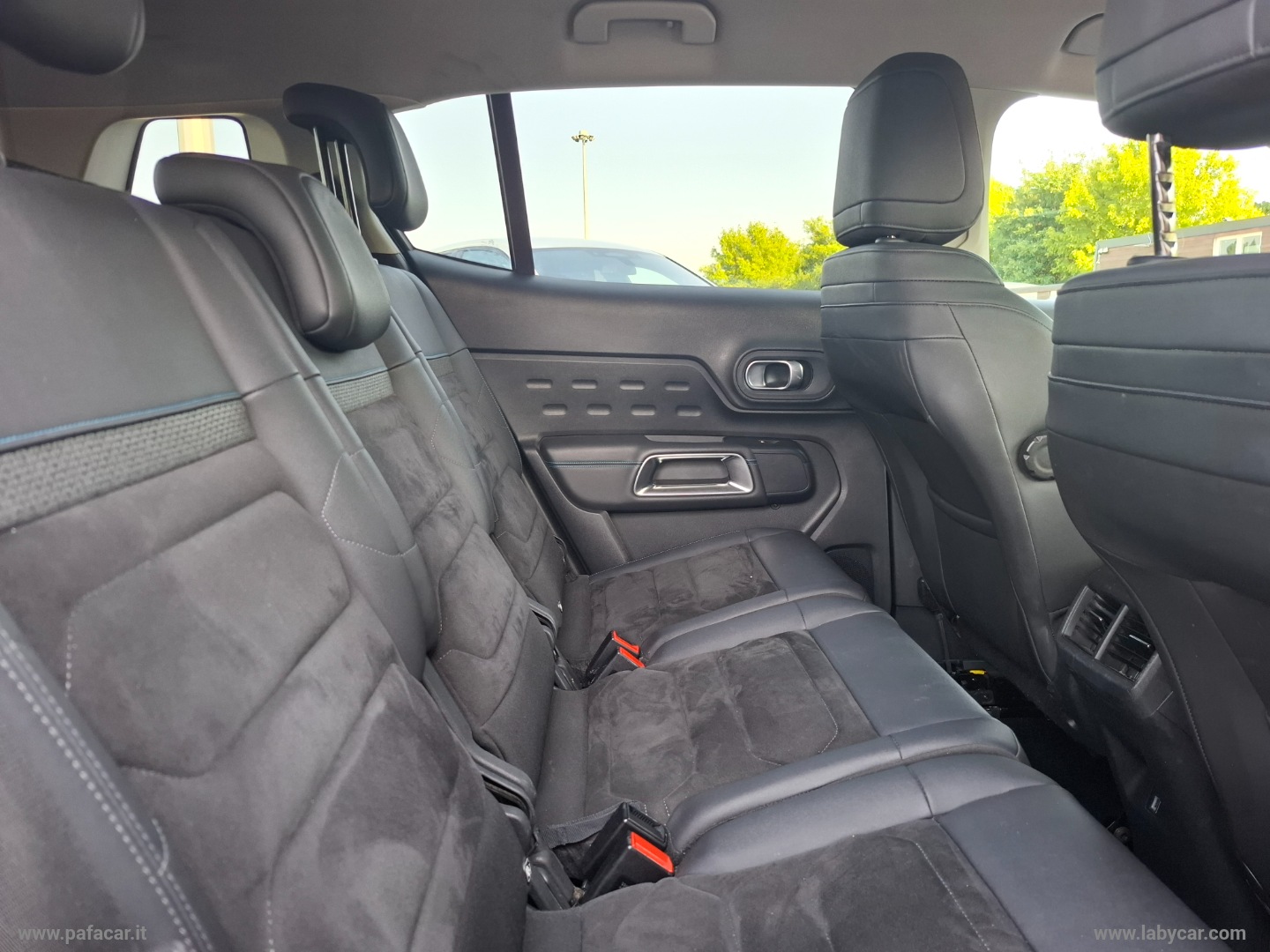 C5 Aircross BlueHDi 130 S&S EAT8 Shine - immagine 29
