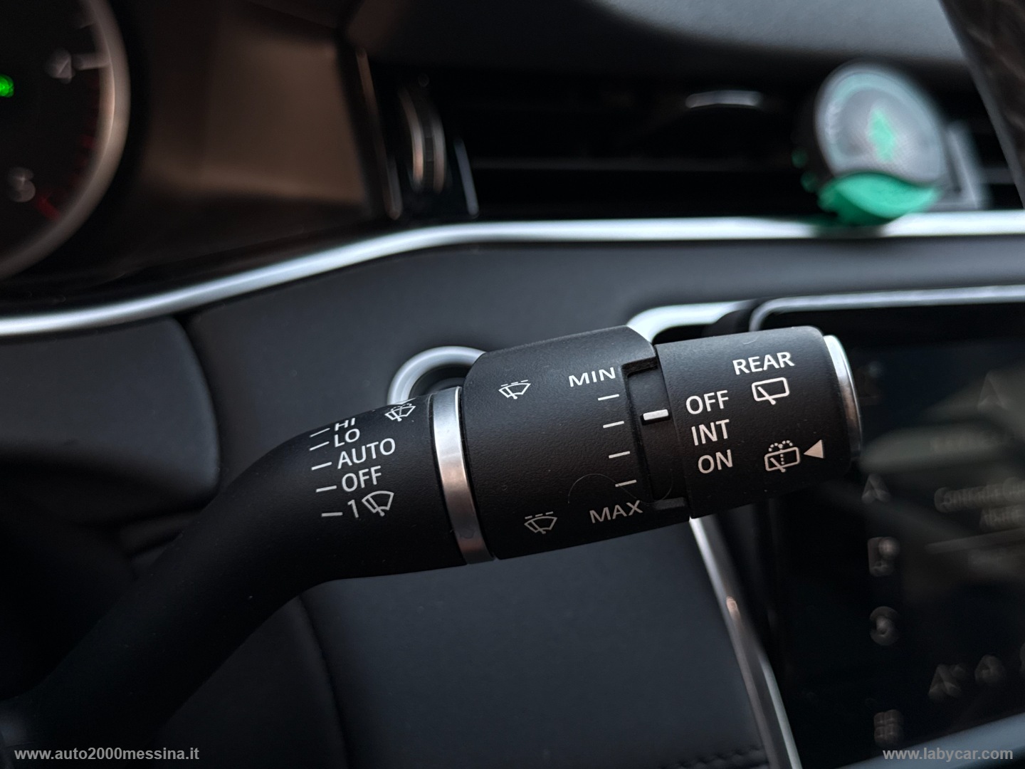 RR Evoque 2.0D I4 163 CV AWD Auto SE - immagine 29