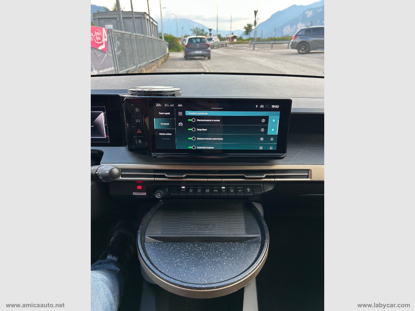 Ypsilon Hybrid e-DCT LX - immagine 29