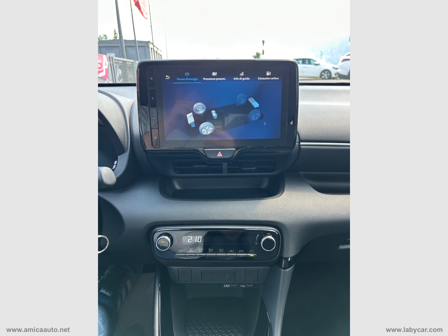 Yaris 1.5 Hybrid 5p. Trend - immagine 29