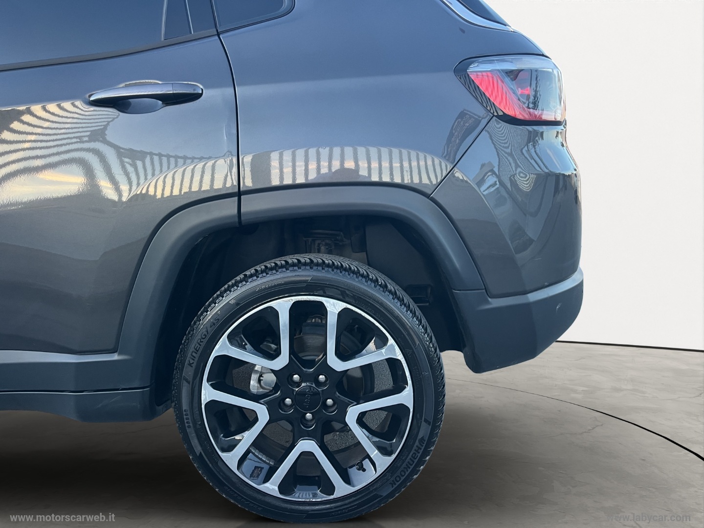 Compass 2.0 Mjt II aut. 4WD Opening Ed. - immagine 29