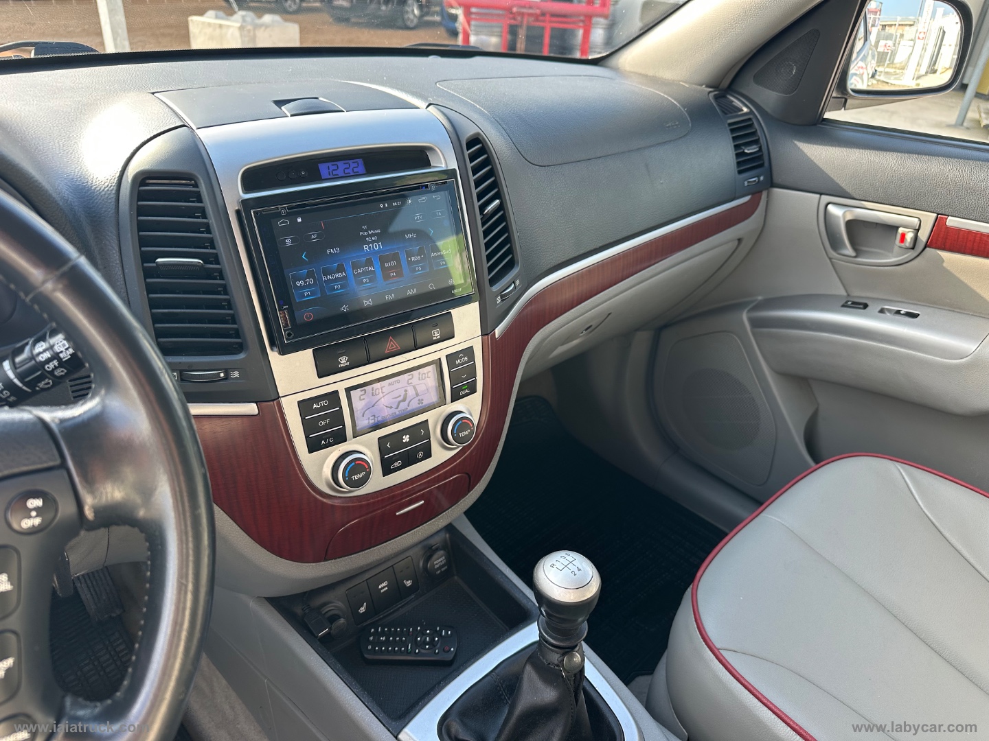 Santa Fe 2.2 CRDi VGT Active 5 p.ti - immagine 29