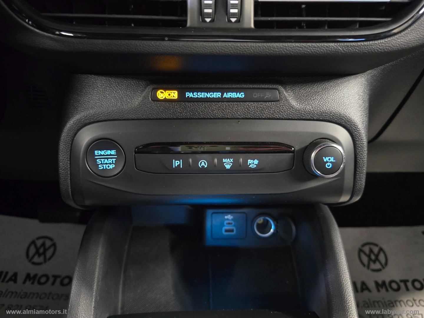 Focus 1.5 EcoBlue 115CV aut. 5p. ST-Line - immagine 29