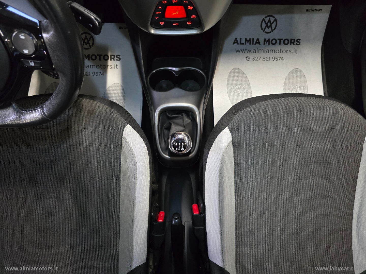 Aygo 1.0 VVT-i 69 CV 5p. x-play TSS - immagine 29