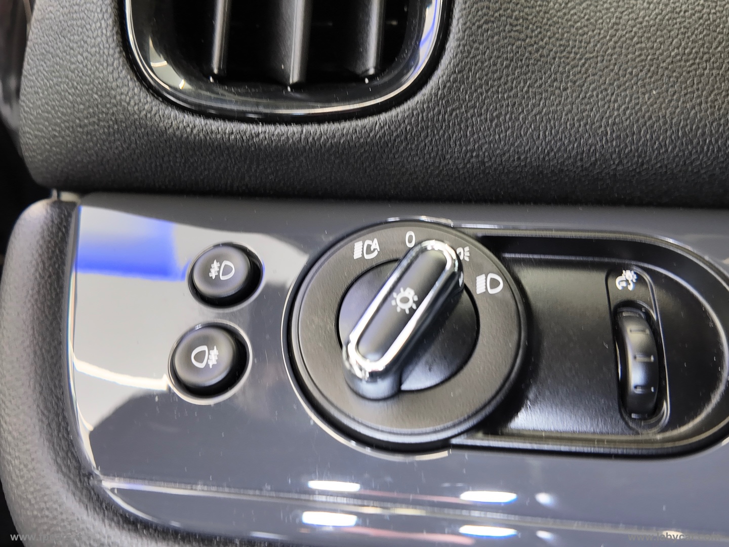Mini Cooper D Business Countryman Aut. - immagine 29