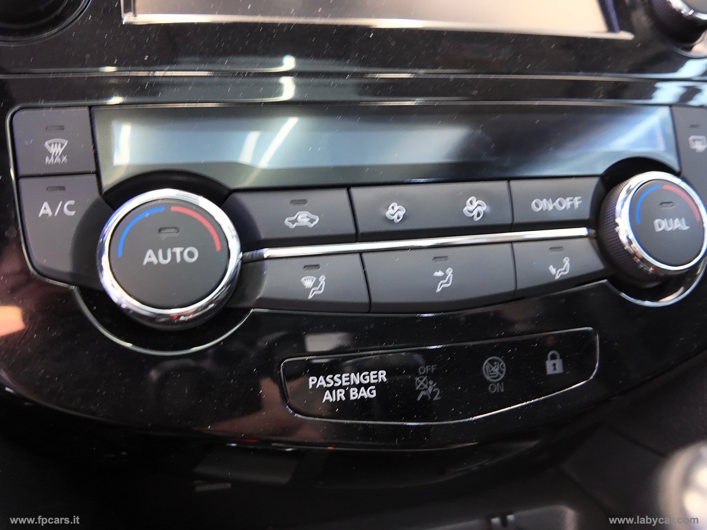 Qashqai 1.6 dCi 2WD XTronic N-CONNECTA - immagine 29