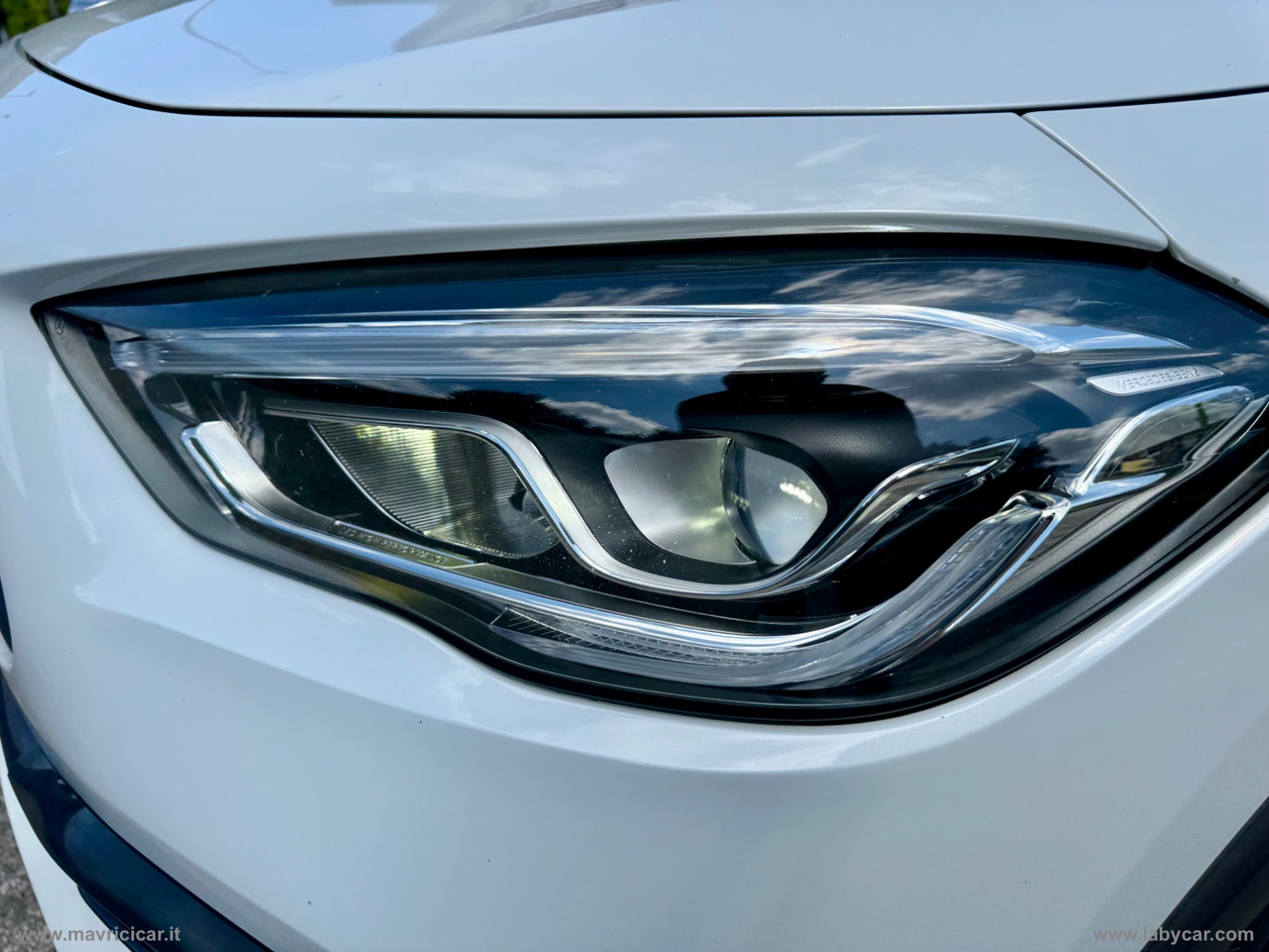 GLA 220 d Automatic 4Matic Premium - immagine 29