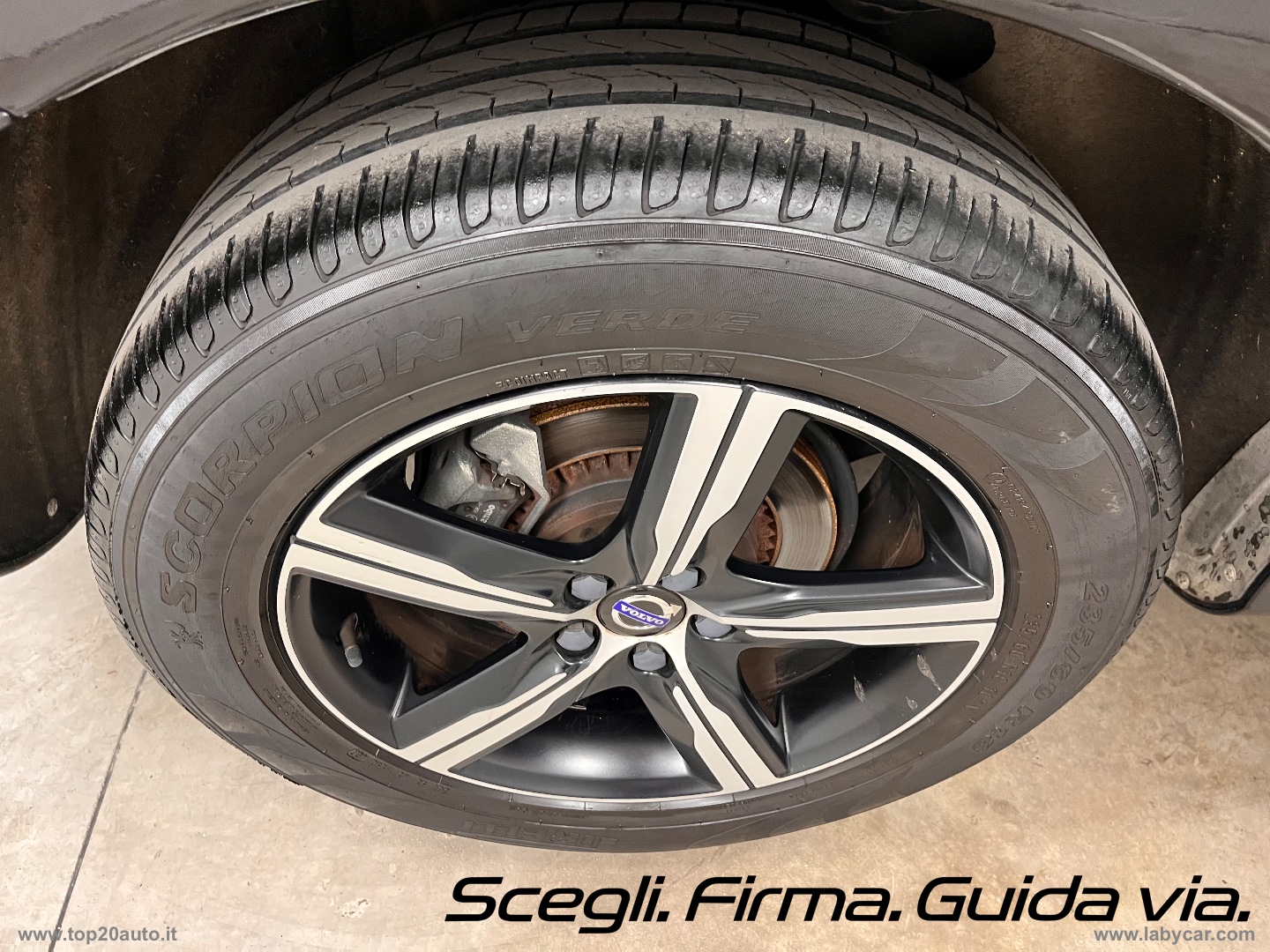 XC60 2.4 D4 4X4 AUTOMATICA R-DESIGN - immagine 29