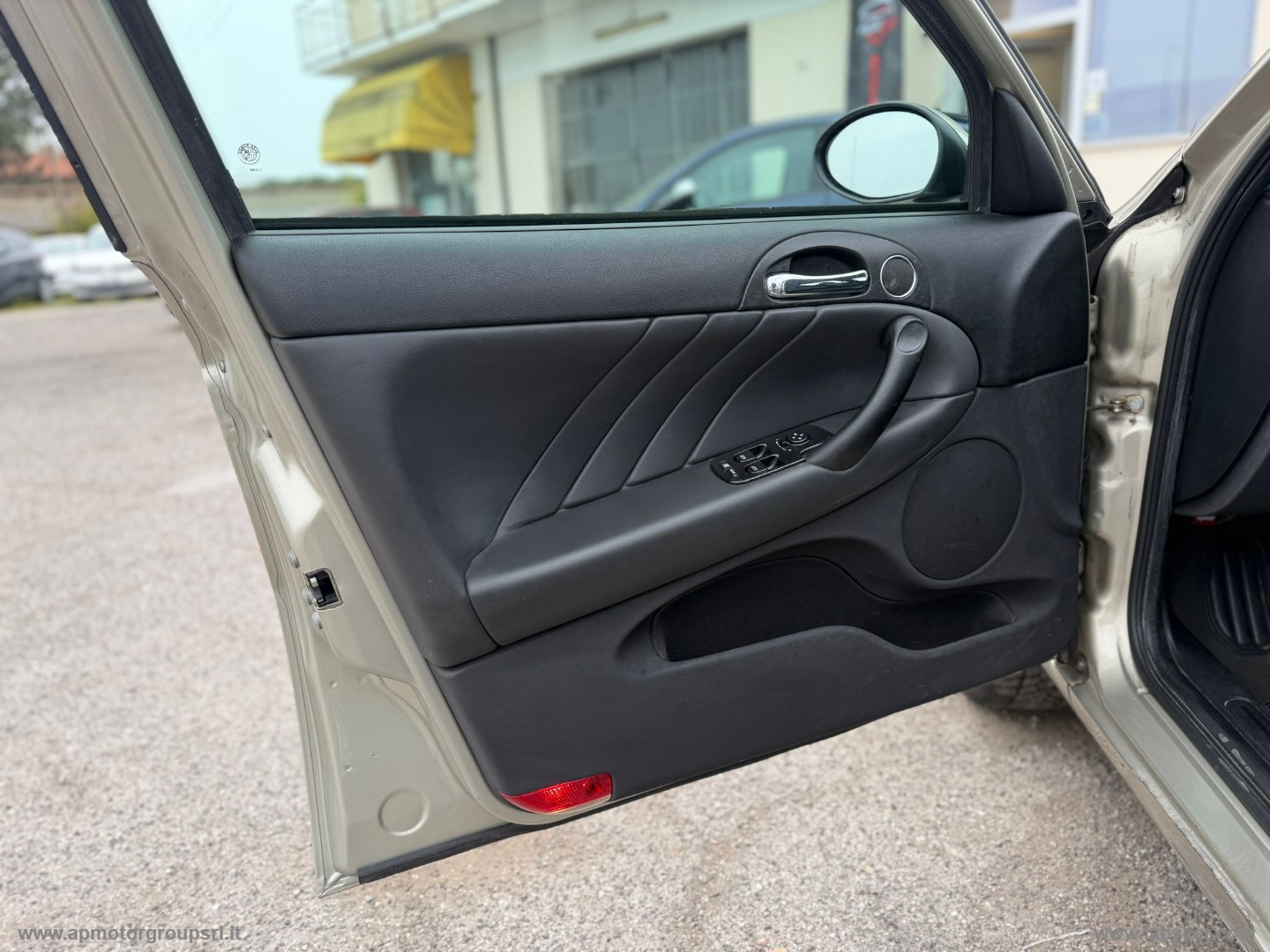 147 1.6 TS 105CV 5p. Distinctive - immagine 29