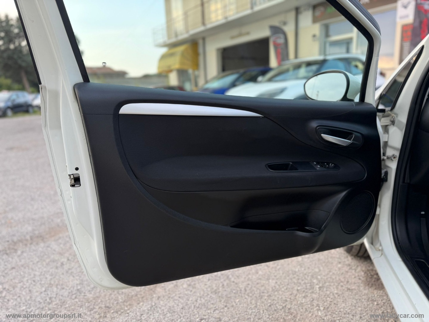 Punto 1.2 8V 3p. Pop - immagine 29