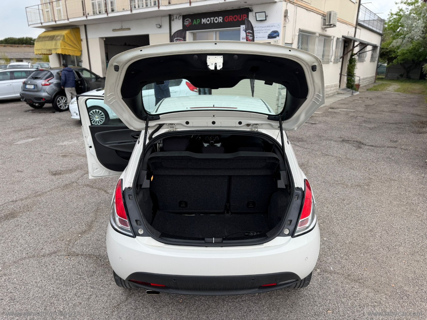 Ypsilon 1.3 MJT 95 CV 5p. S&S Gold - immagine 29