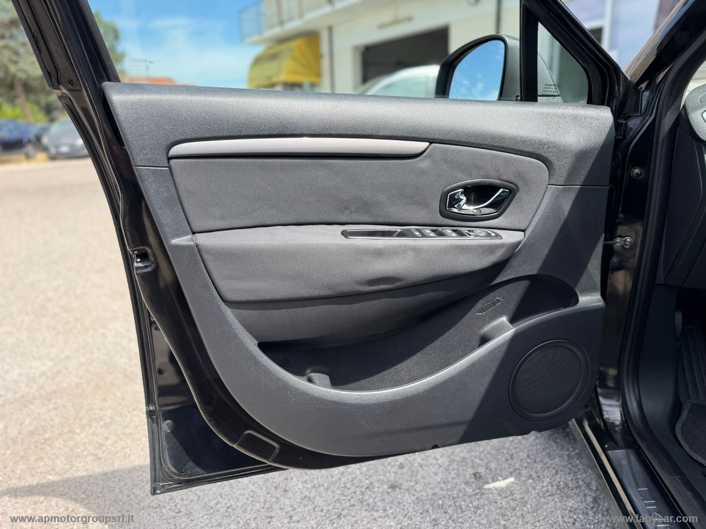 Scénic 1.5 dCi 110 CV S&S Limited - immagine 29