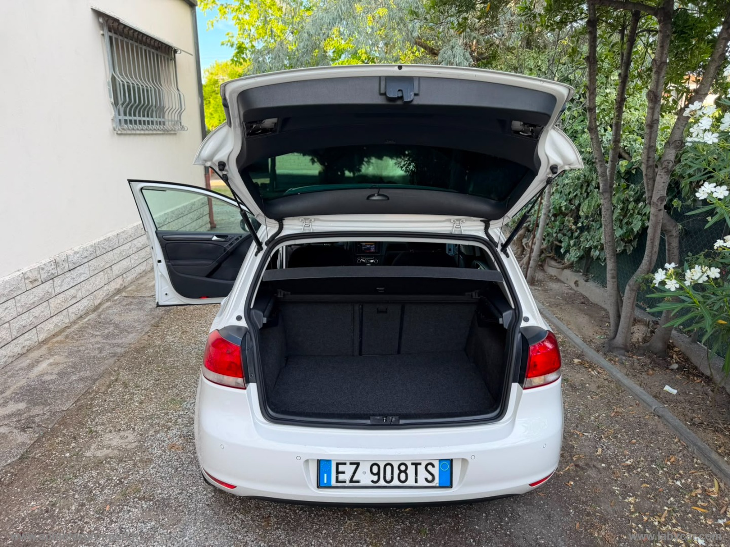 Golf 1.6 5 PORTE HIGLINE BiFuel - immagine 29